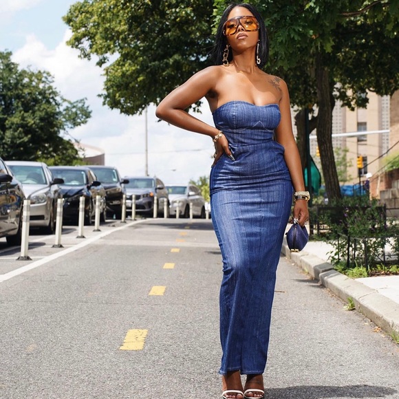 Dark denim tube dress. side pockets & a back zipper. - Picture 2 of 2